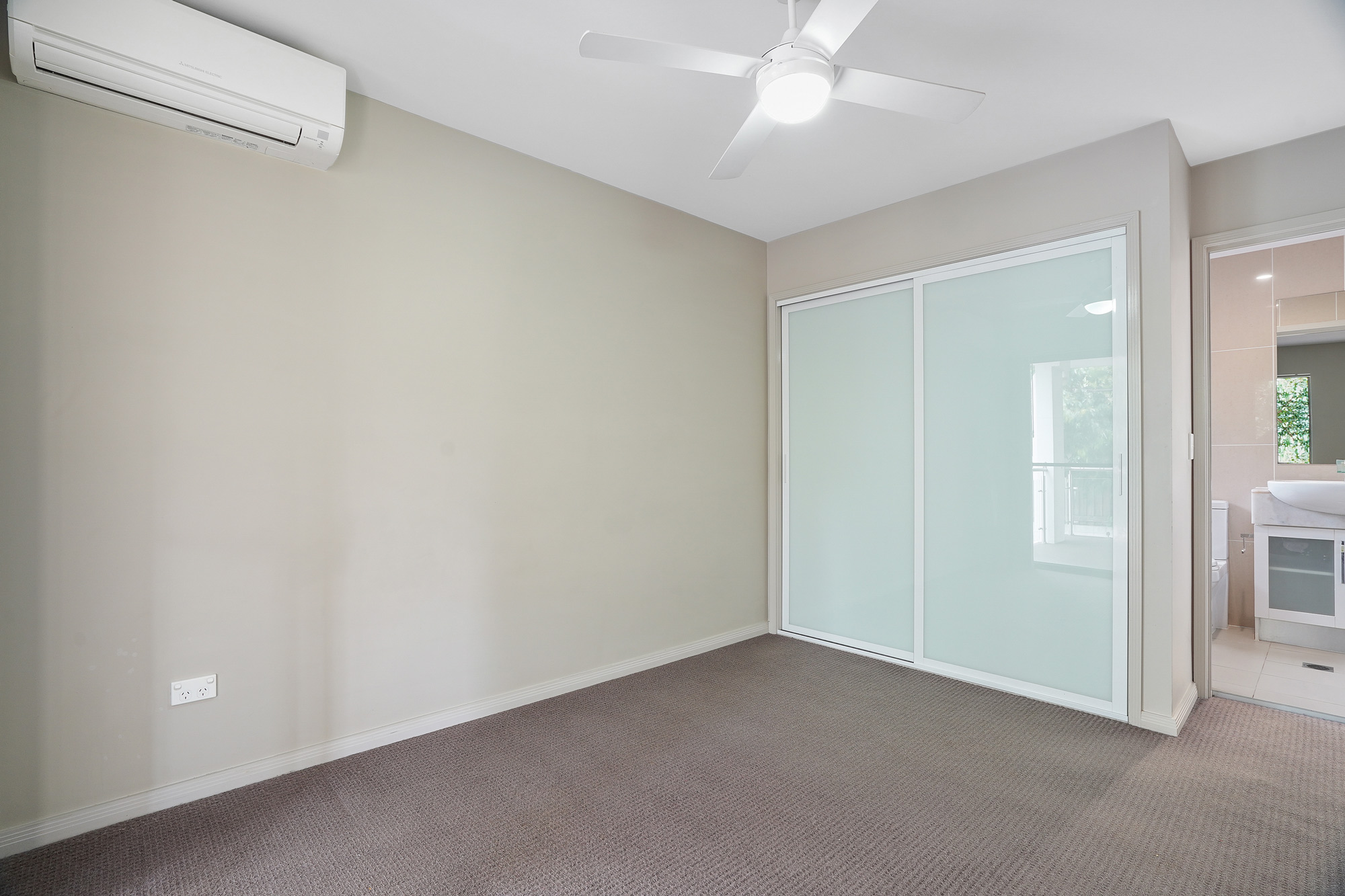 209/117 Flockton St, Everton Park, QLD 4053 Australia